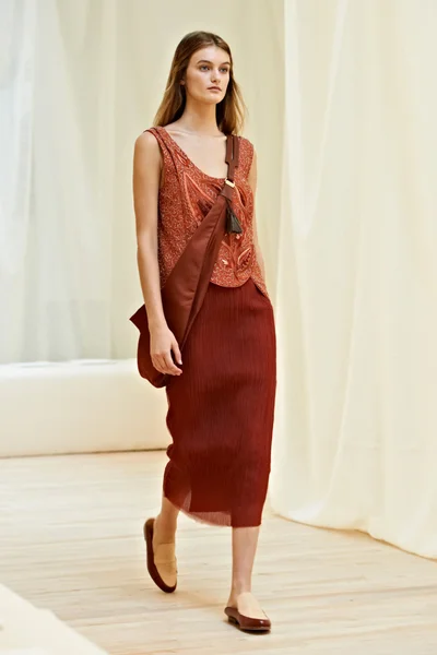 Look 4